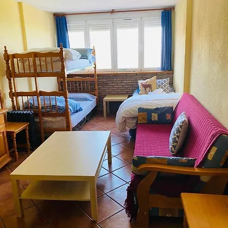 A 200 Metros De La Parada Telesilla Apartment *